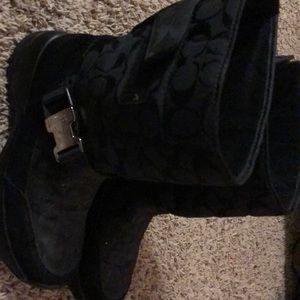 Black coach snow boots